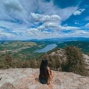 Meet your Posher, Reign